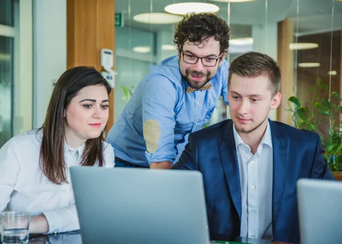 Hire Our Best CMS Experts